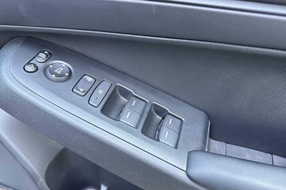 Honda HR-V 1.5 i-MMD (131ps) Elegance eCVT 5-Door