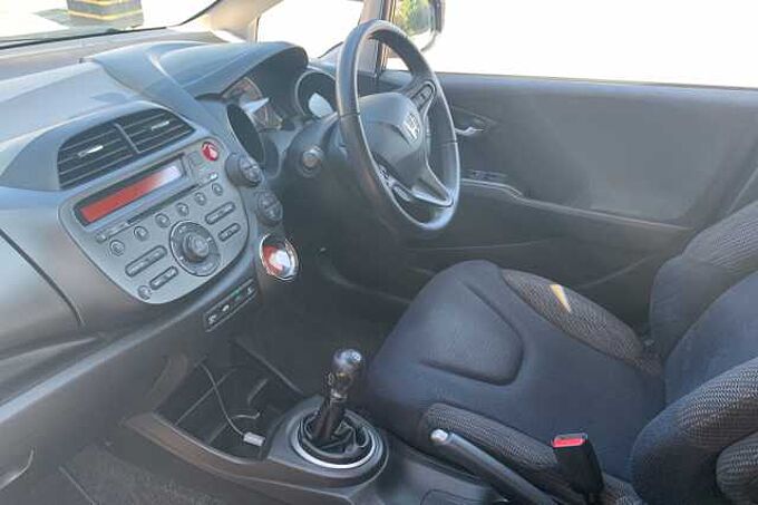 Honda Jazz 1.4 i-VTEC ES Plus 5-Door