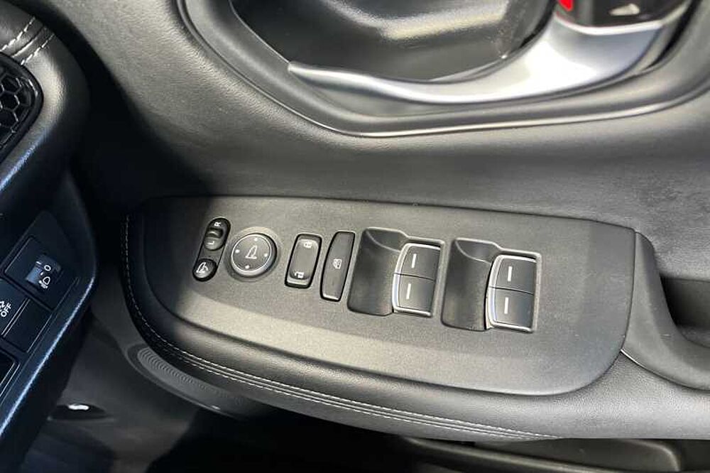 Honda ZR-V 2.0 EHEV ELEGANCE 5DR CVT
