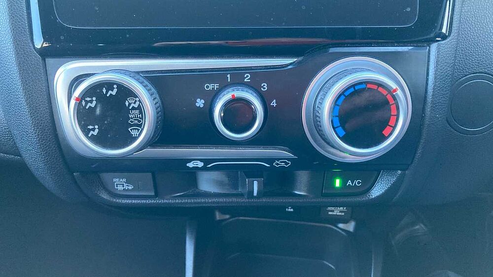 Honda Jazz 1.3 i-VTEC SE 5dr CVT Petrol Hatchback