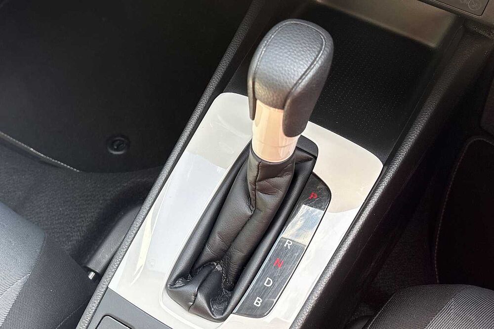 Honda Jazz 1.5 i-MMD Hybrid SE 5dr eCVT