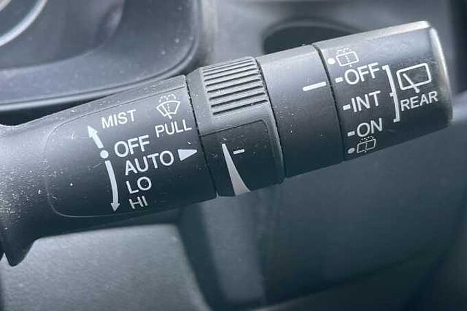 Honda Jazz 1.3 i-VTEC SE 5dr CVT