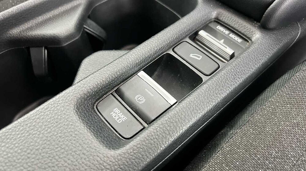 Honda HR-V 1.5 h i-MMD Elegance SUV 5dr Petrol Hybrid CVT Euro 6 (s/s) (131 ps)