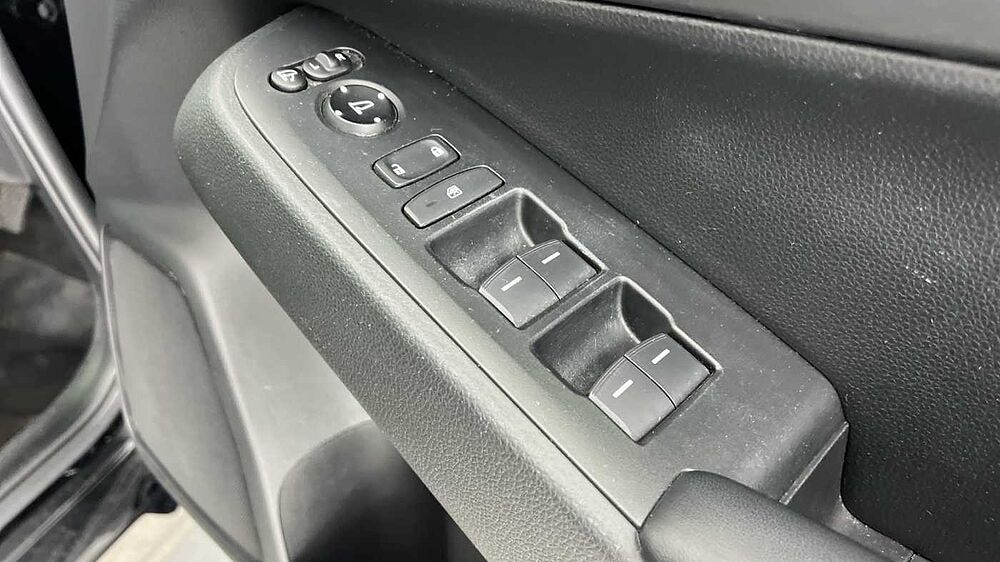 Honda HR-V 1.5 h i-MMD Elegance SUV 5dr Petrol Hybrid CVT Euro 6 (s/s) (131 ps)