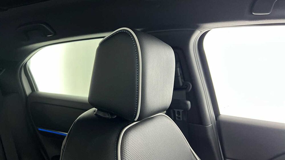 Honda e: Ny1 68.8kWh Advance SUV 5dr Electric Auto (204 ps)