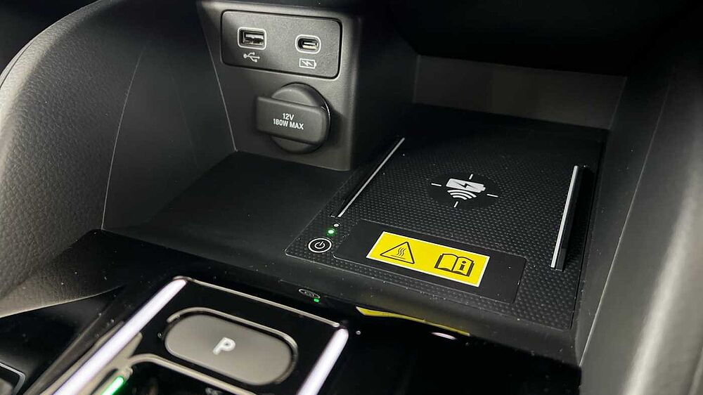 Honda e: Ny1 68.8kWh Elegance SUV 5dr Electric Auto (204 ps)