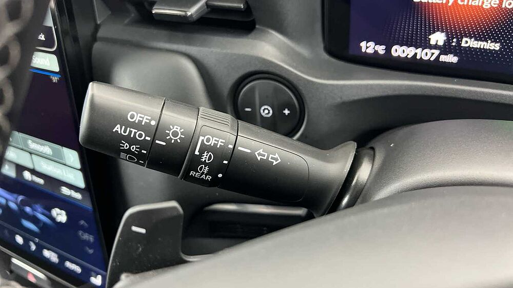 Honda e: Ny1 68.8kWh Elegance SUV 5dr Electric Auto (204 ps)