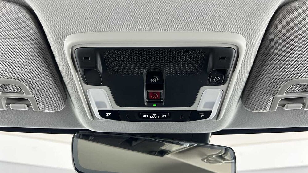 Honda e: Ny1 68.8kWh Elegance SUV 5dr Electric Auto (204 ps)