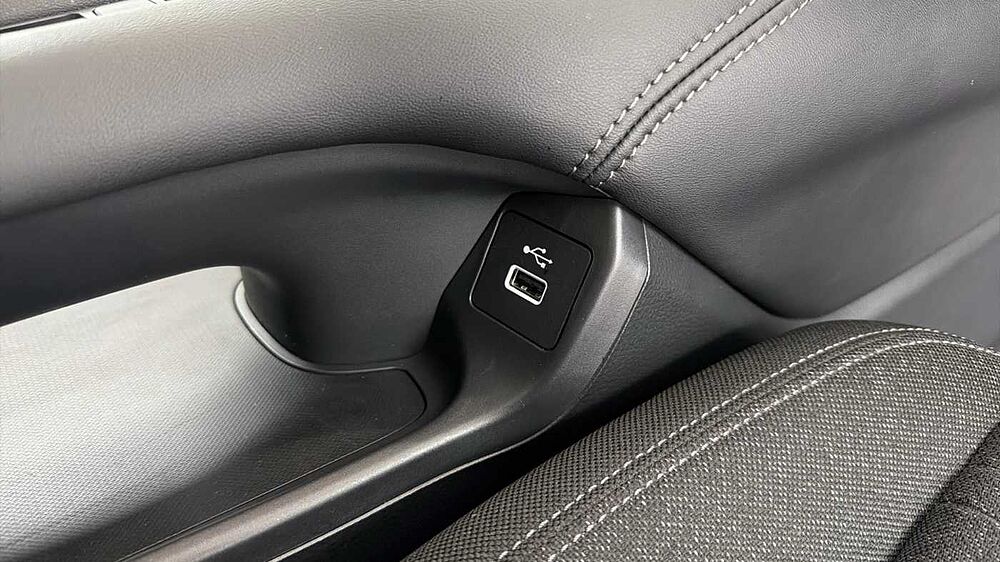 Honda ZR-V 2.0 eHEV Elegance 5dr CVT Estate