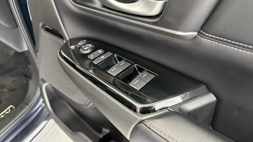 Honda CR-V 2.0 h i-MMD SR SUV 5dr Petrol Hybrid eCVT 4WD Euro 6 (s/s) (184 ps)