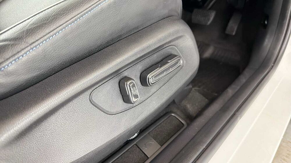 Honda e: Ny1 68.8kWh Advance SUV 5dr Electric Auto (204 ps)