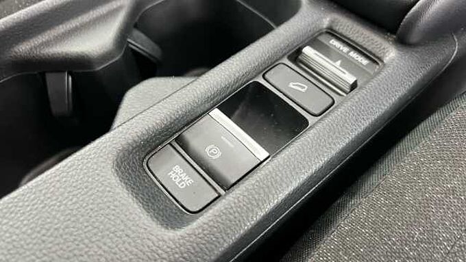 Honda HR-V 1.5 h i-MMD Elegance SUV 5dr Petrol Hybrid CVT Euro 6 (s/s) (131 ps)
