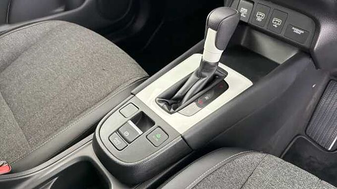 Honda Jazz 1.5 h i-MMD SR Hatchback 5dr Petrol Hybrid eCVT Euro 6 (s/s) (107 ps)