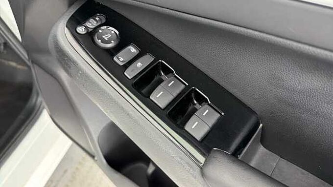 Honda HR-V 1.5 h i-MMD Advance SUV 5dr Petrol Hybrid CVT Euro 6 (s/s) (131 ps)