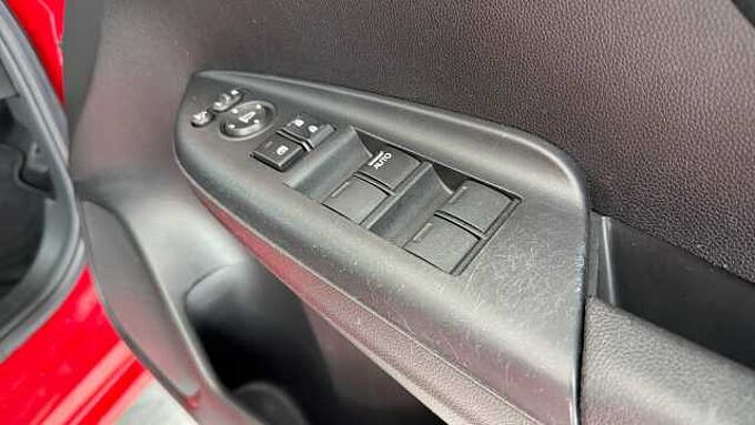 Honda Jazz 1.3 i-VTEC SE Hatchback 5dr Petrol Manual Euro 6 (s/s) (102 ps)