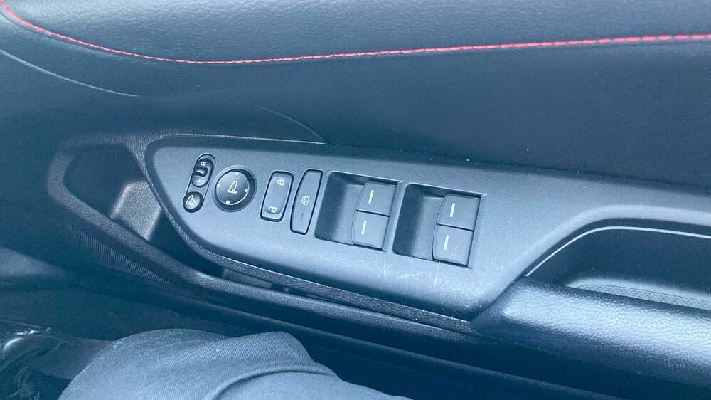 Honda Civic 1.0 VTEC Turbo 126 Sport Line 5dr CVT Petrol Hatchback
