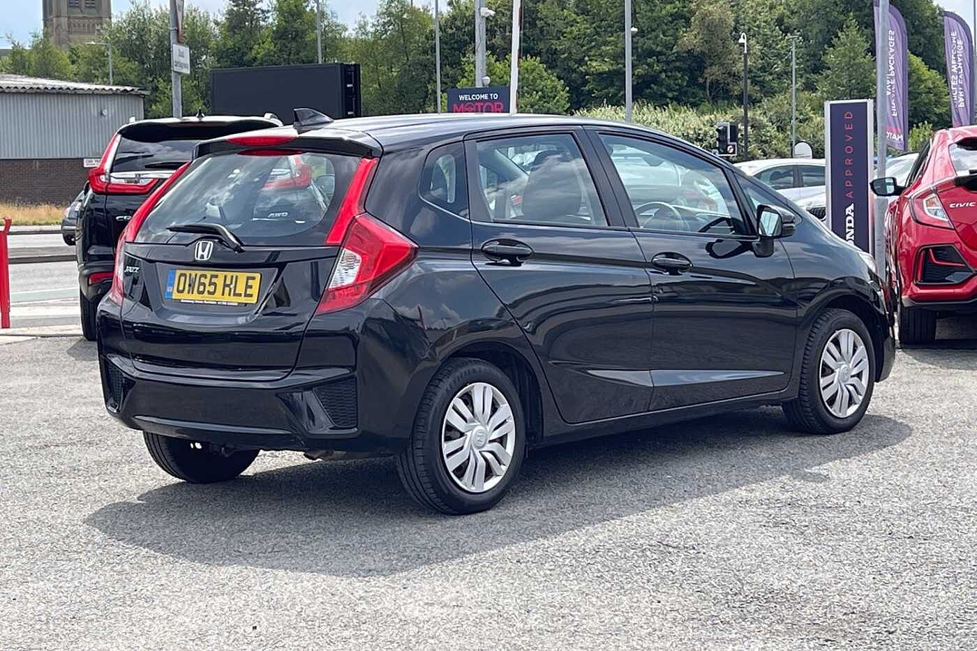 Used Honda Jazz: 5-Door Hatchback | Buy Approved Second-Hand Models