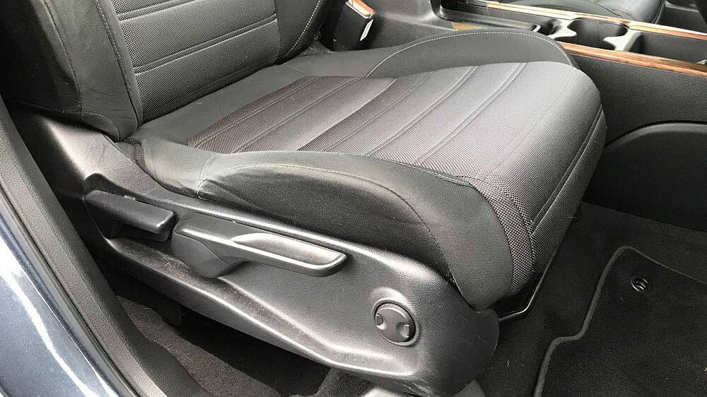 Honda CR-V 1.5 VTEC Turbo SE 5dr 2WD Petrol Estate