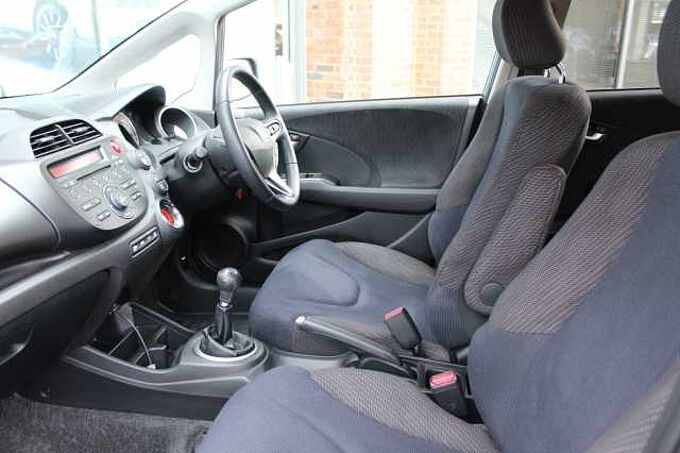 Honda Jazz 1.4 i-VTEC ES Plus 5-Door