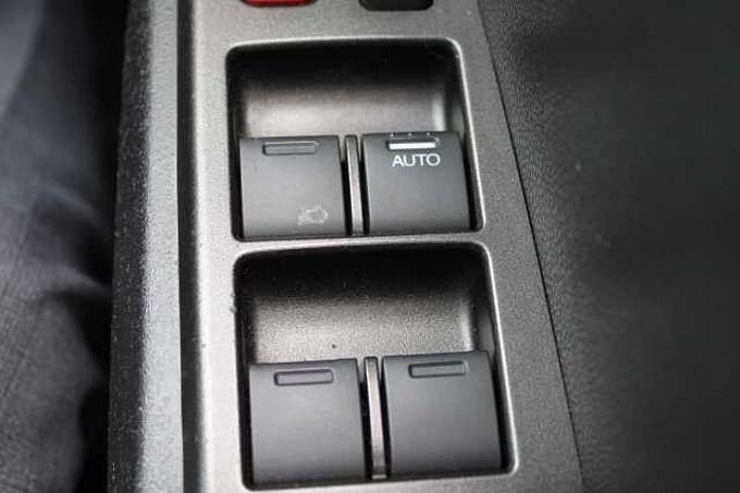 Honda Jazz 1.4 i-VTEC ES Plus 5-Door