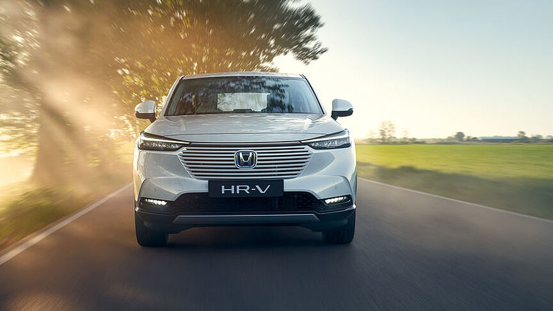 A medium sized sport-coupe style SUV that combines comfort with super smooth hybrid power. 