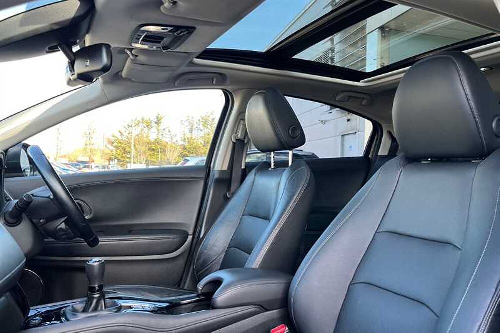 Honda HR-V 1.5 I-VTEC EX 5DR