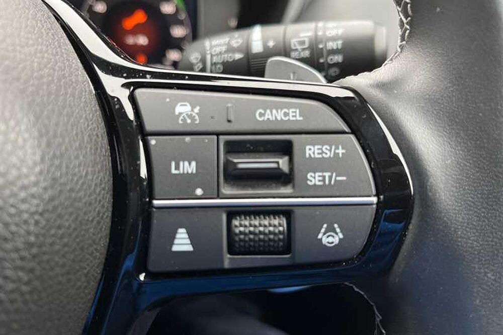 Honda ZR-V 2.0 EHEV ELEGANCE 5DR CVT