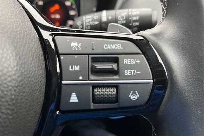 Honda ZR-V 2.0 EHEV ELEGANCE 5DR CVT