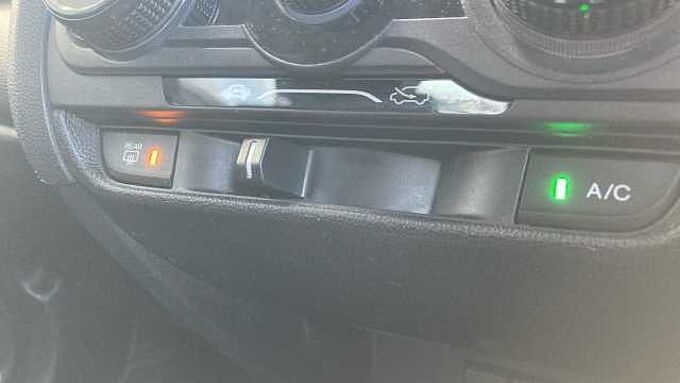 Honda Jazz 1.3 i-VTEC S 5dr Petrol Hatchback