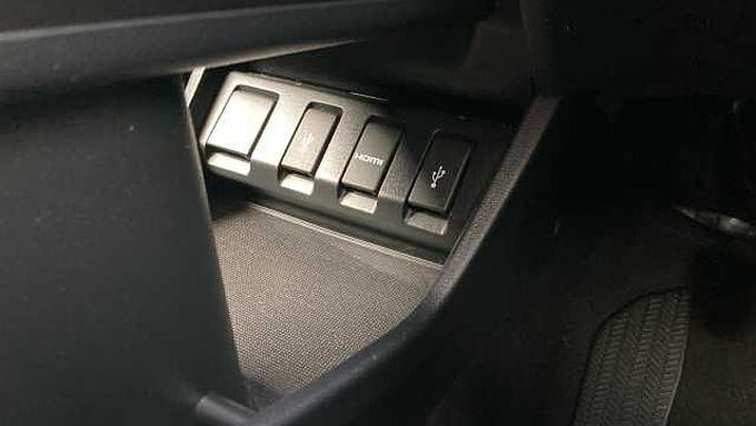 Honda HR-V 1.5 i-VTEC SE Navi 5dr Petrol Hatchback