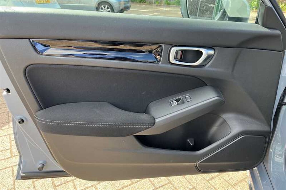 Honda Civic 2.0 eHEV Elegance 5dr CVT