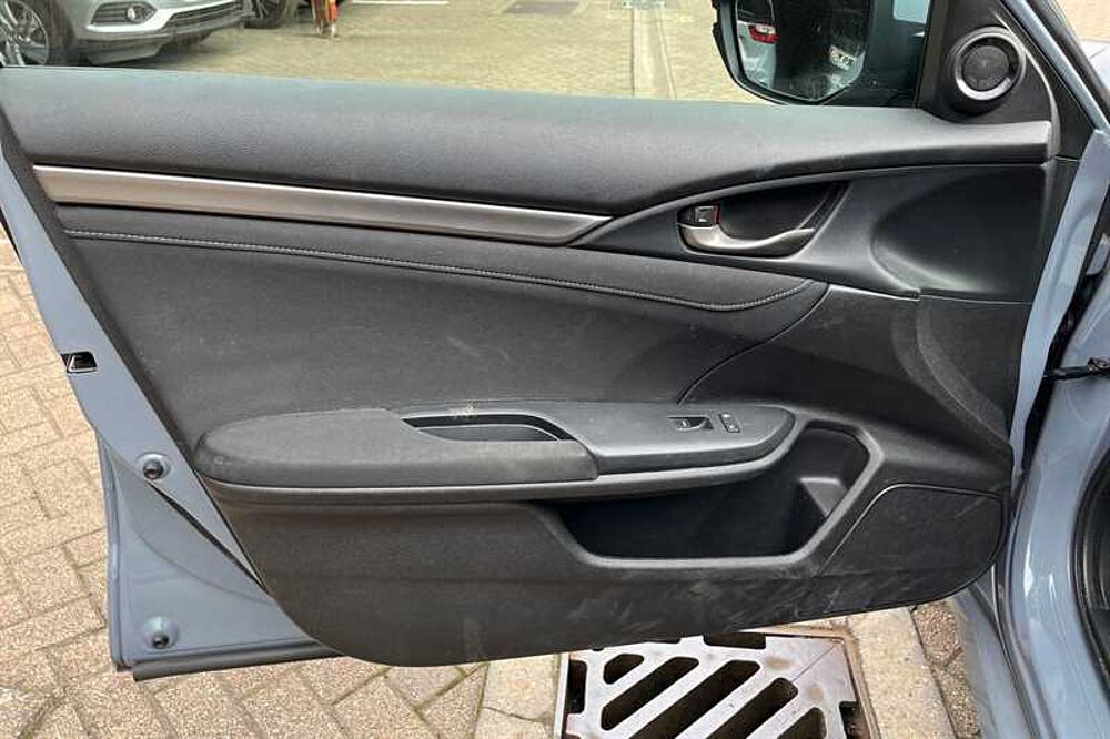 Honda Civic 1.0 VTEC Turbo 126 SR 5dr CVT