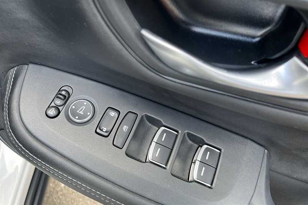 Honda ZR-V 2.0 EHEV ELEGANCE 5DR CVT